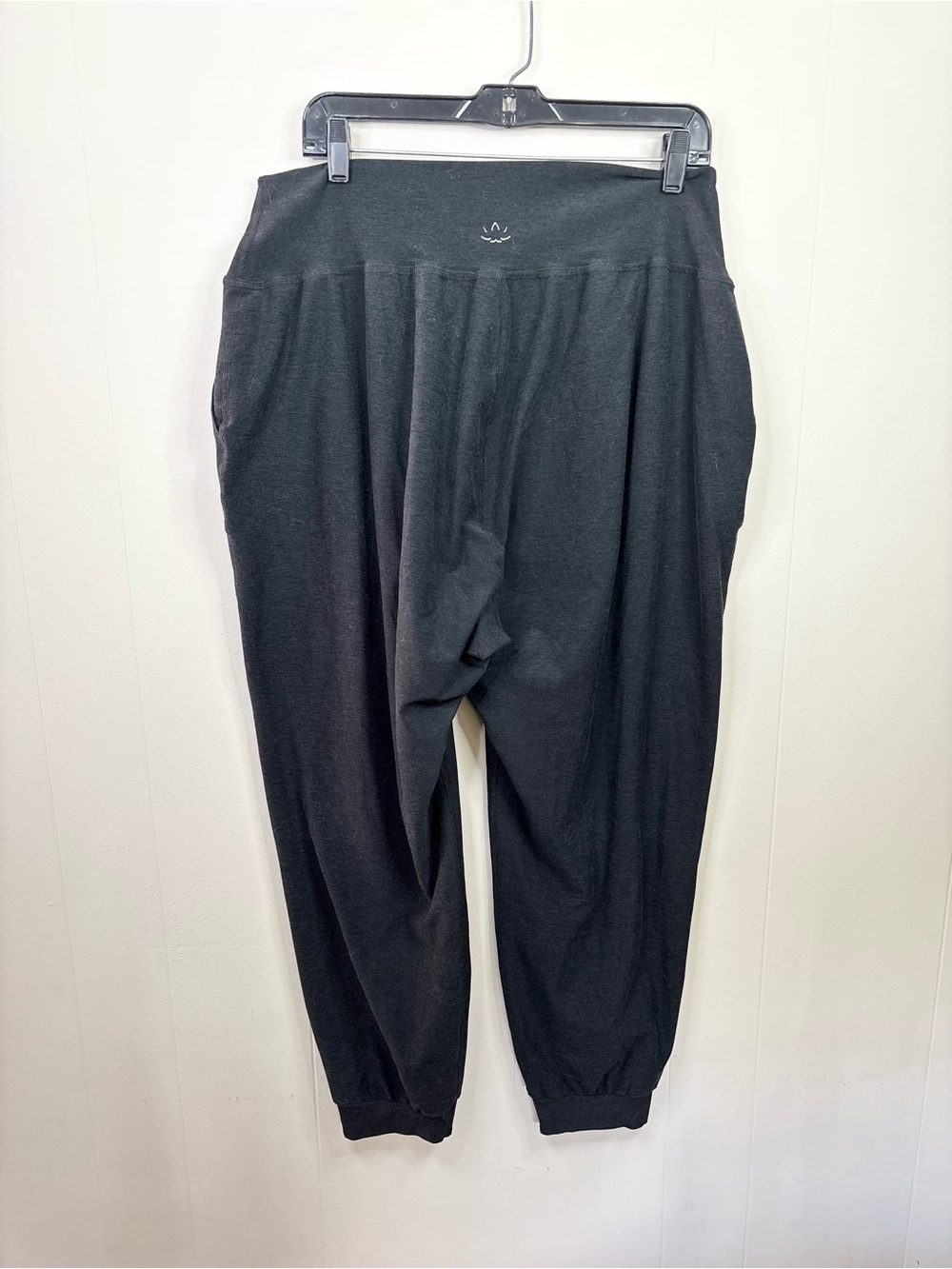 Beyond Yoga black grey darkest night midi jogger pants pull on buttery soft 2X - Picture 5 of 5